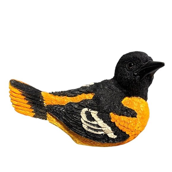 Handcrafted Resin Baltimore Oriole Realistic Bird Figurine 4" Long 2.5" Tall - Picture 1 of 9